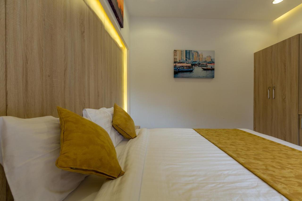 24 Gold Hotel Dubai Buitenkant foto